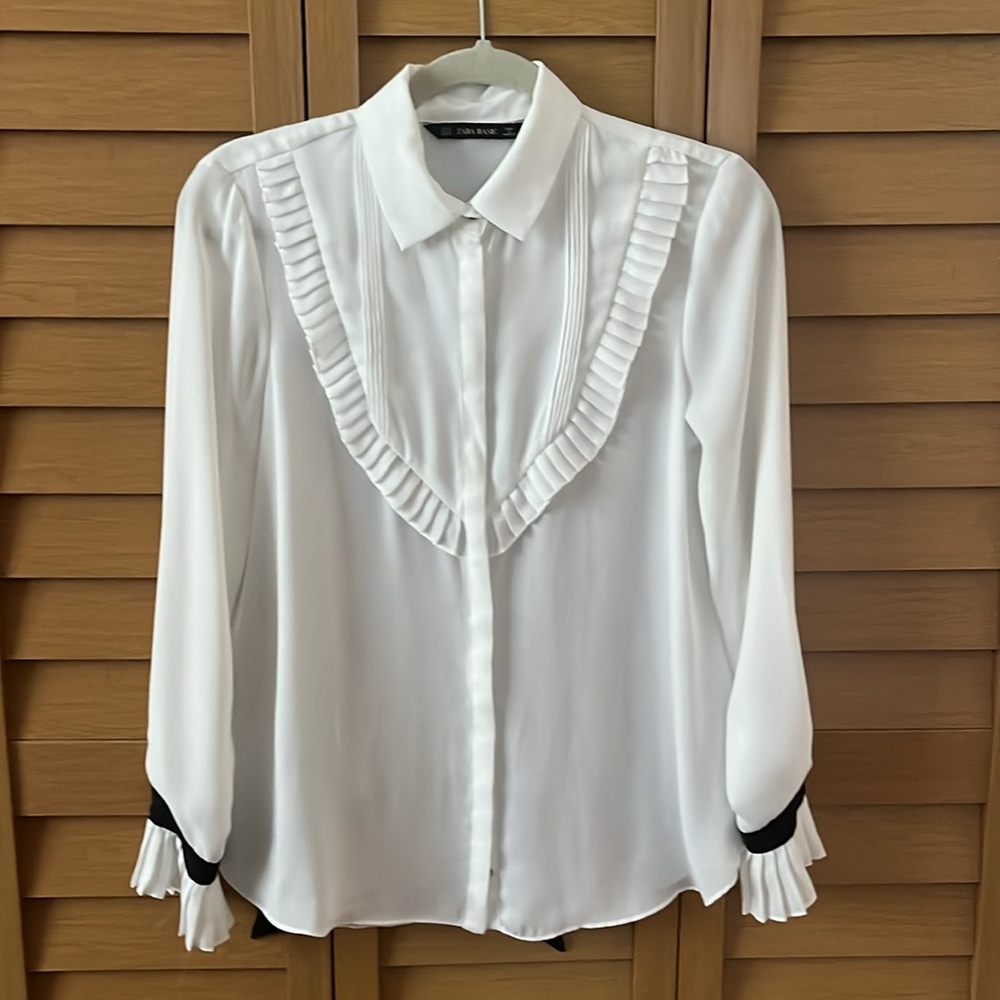 Zara Ruffle Top (S) - Picture 7 of 7